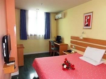 Home Inn Jiaotong University Xinhua Road Shanghai Eksteriør billede